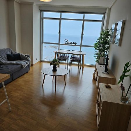 Appartement Vivienda Con Increibles Vistas A La Playa De Riazor à La Corogne Extérieur photo